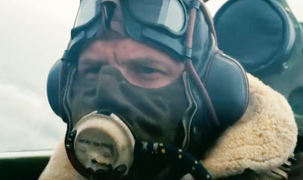 1500285732-dunkirk-trailer-shows-tom-hardy-as-an-raf-pilot-924704